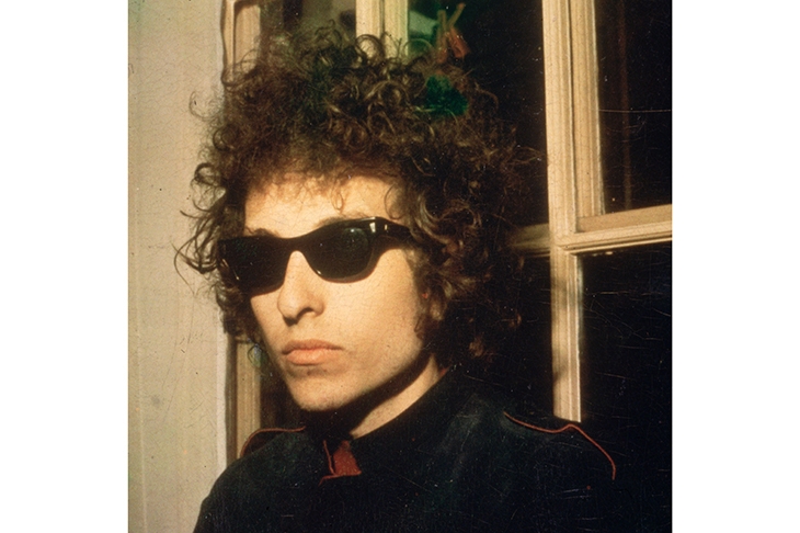 Bob Dylan from respected young songwriter to Voice of a Generation