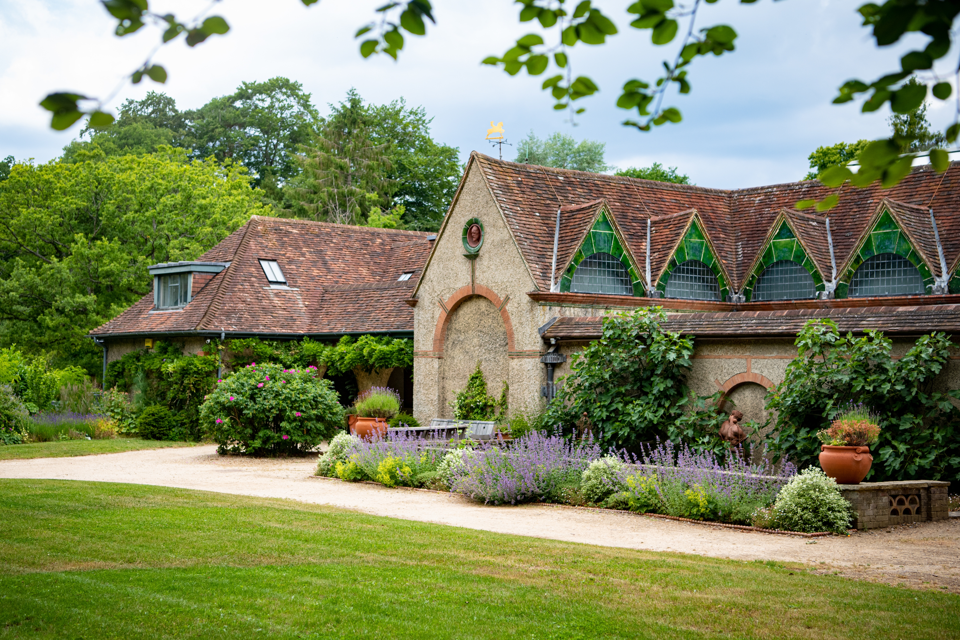 Watts_Gallery_summer_2020_photo_Andy_Newbold_.jpg