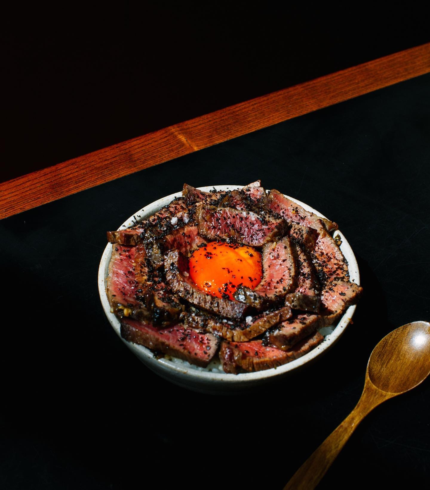 Bao_aged_beef_with_soy_cured_egg_with_taipai_butter.jpg