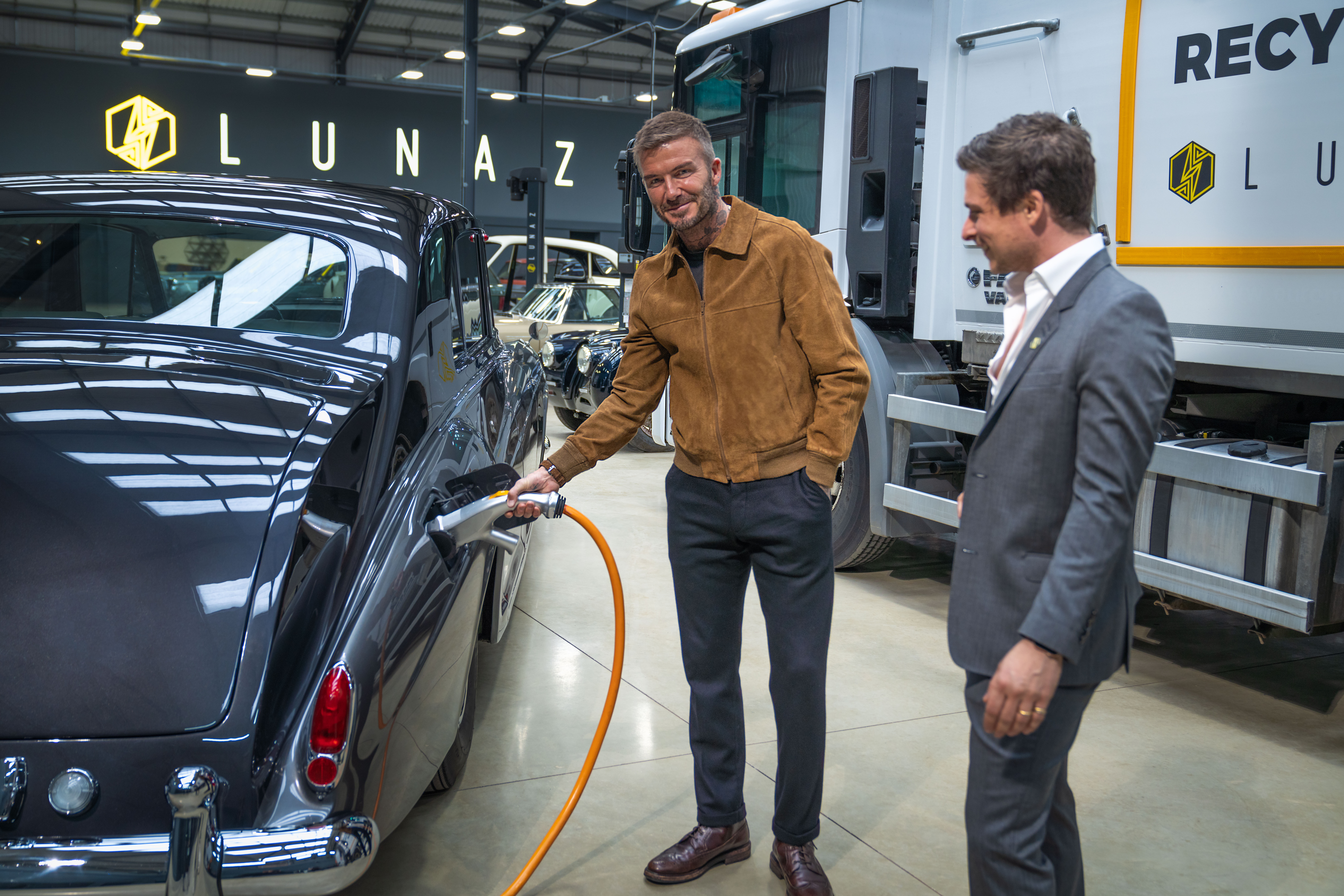 Beckham_Lorenz_Electric_Rolls.jpg