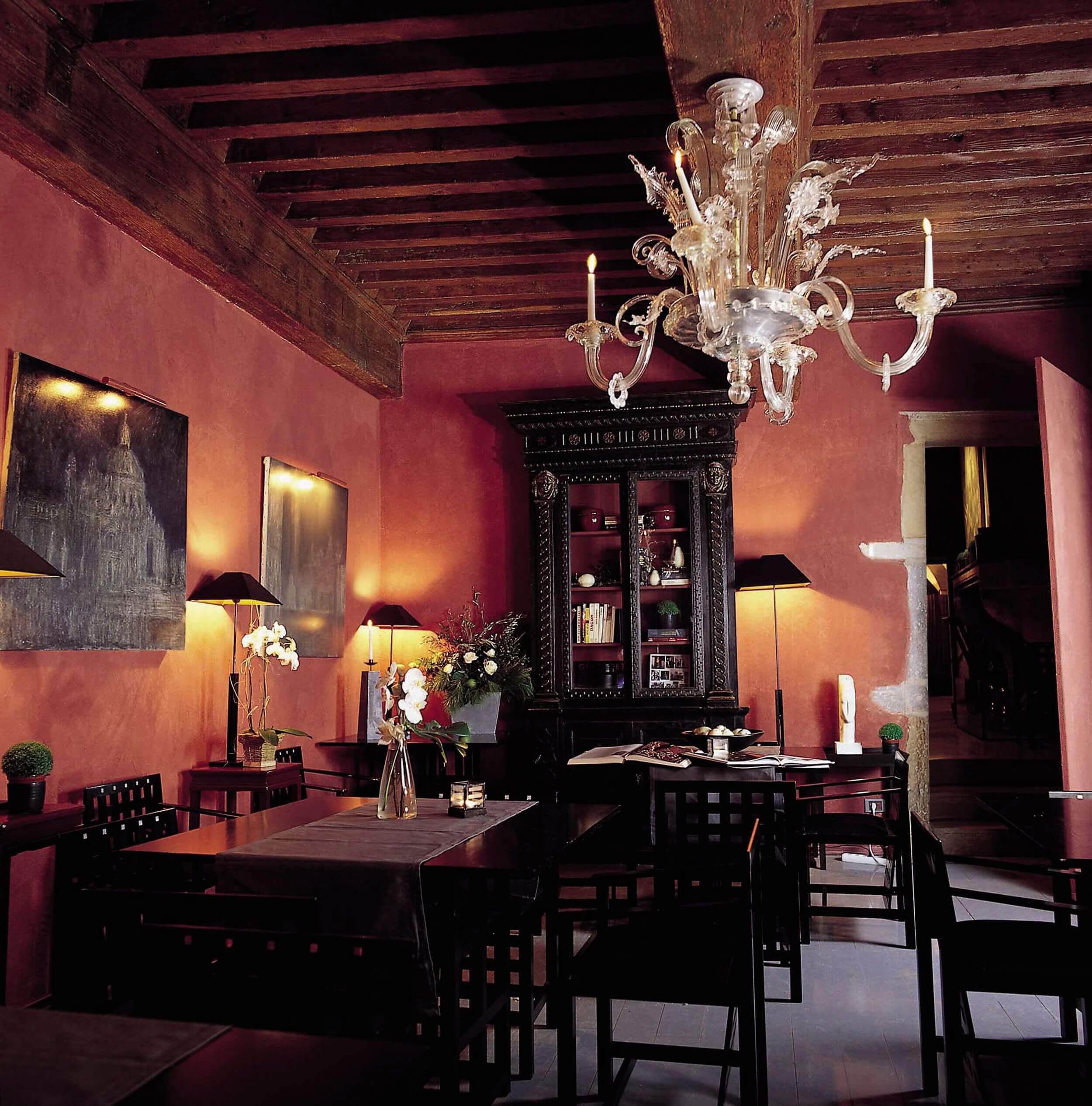 Cour_des_loges.jpg