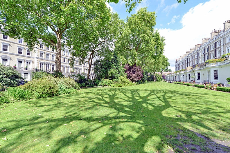 CranleyGardens_communalgardens3.jpg
