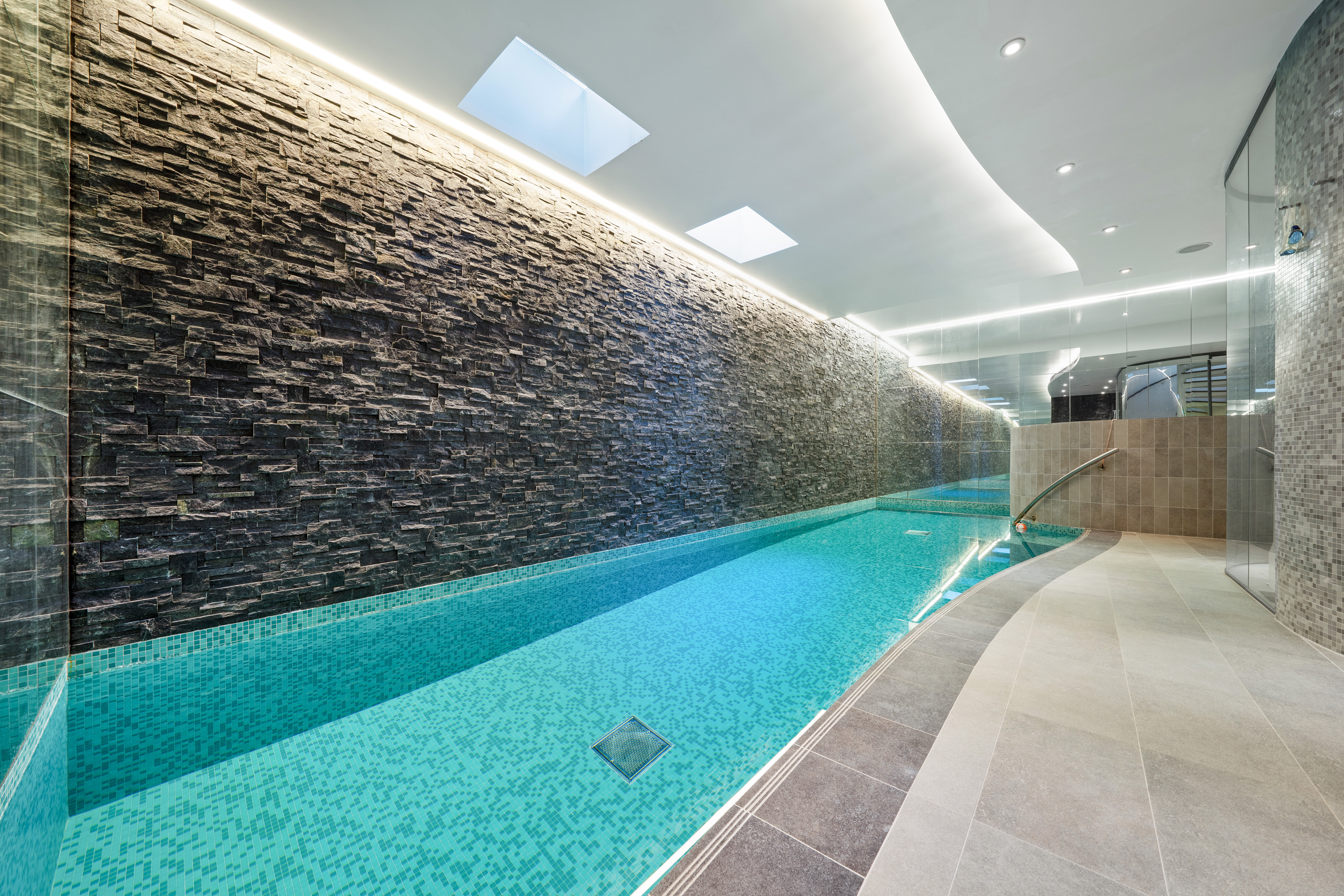 Cranley_Gardens_swimmingpoolroom.jpg