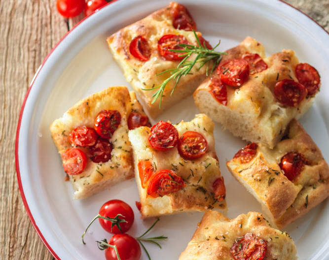 tomato_foccaccia.jpg