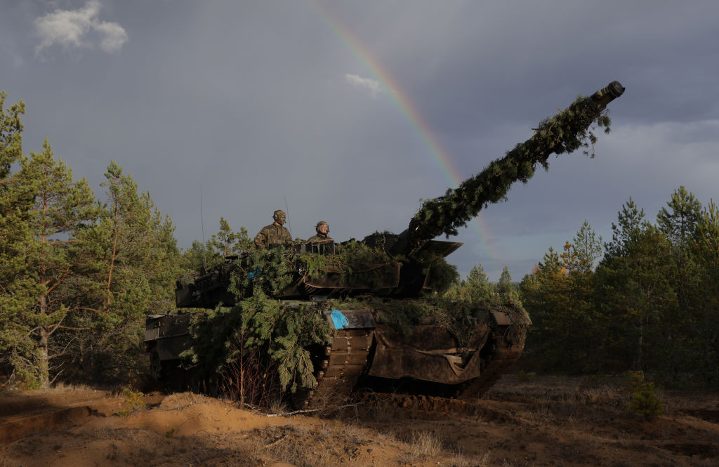 Ukraine sent newly received Challenger 2 tanks to frontline