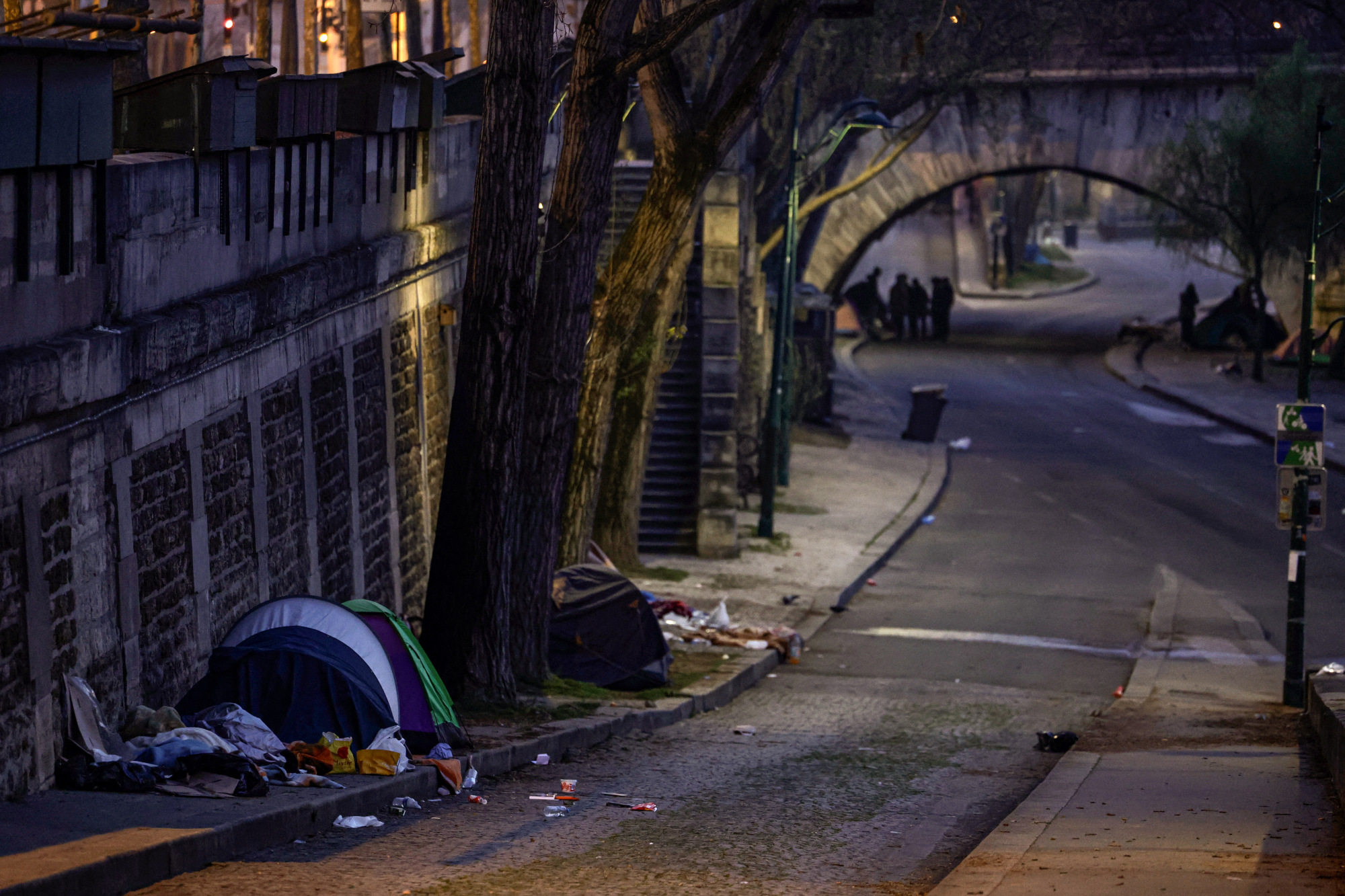 France wants to know the true cost of immigration