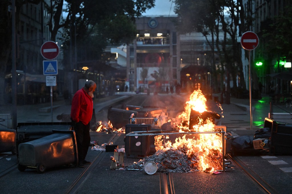 Why the French fear the far-left