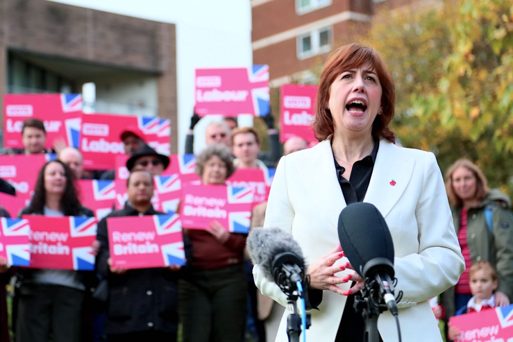 Lucy Powell wins Labour deputy leadership race