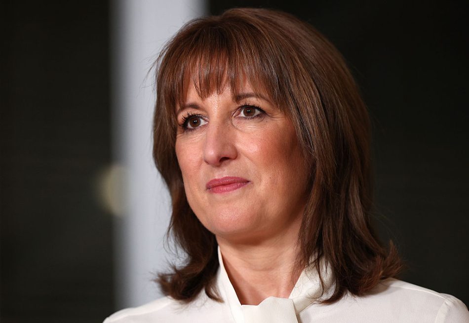 Now the cabinet turn on Reeves